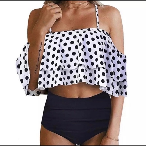 Swanky Coconut Other - {Swanky Coconut}Size XL Ruffle Top Swim Su…